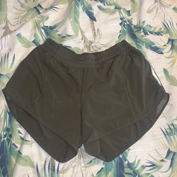 SOLD Lululemon Hotty Hot - Picture 3 of 6